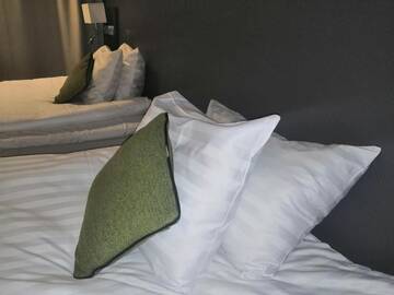 Фото номера Стандартный двухместный номер с 2 отдельными кроватями Отель Hotel Kauppi г. Тампере 17
