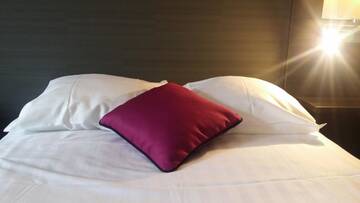 Фото номера Стандартный двухместный номер с 2 отдельными кроватями Отель Hotel Kauppi г. Тампере 10
