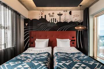 Фото номера Двухместный номер с 2 отдельными кроватями Отель Solo Sokos Hotel Torni Tampere г. Тампере 3