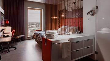 Фото номера Двухместный номер с 1 кроватью Отель Solo Sokos Hotel Torni Tampere г. Тампере 2