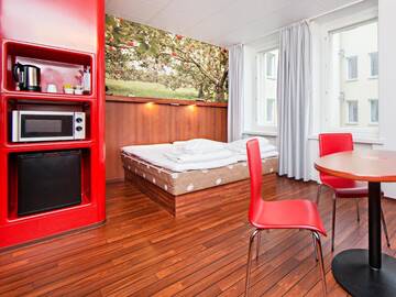 Фото номера Двухместный номер с 1 кроватью Отель Omena Hotel Tampere г. Тампере 5