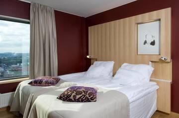 Фото номера Двухместный номер с 2 отдельными кроватями Отель Original Sokos Hotel Ilves Tampere г. Тампере 9